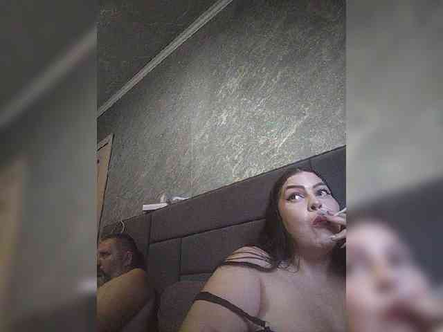 Dieses Model ist jetzt live. kissmabont