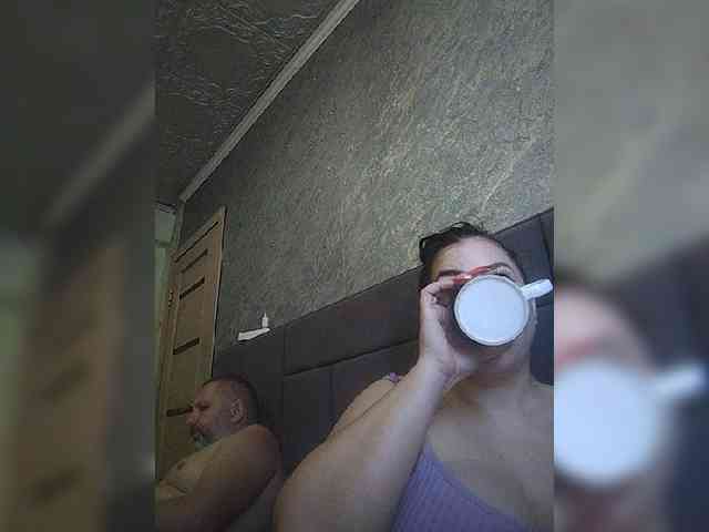 Cleopatra1990 webcam