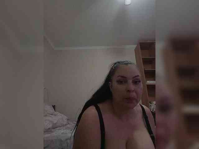 Cleopatra1990 webcam