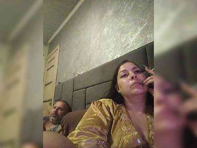 Cleopatra1990 webcam