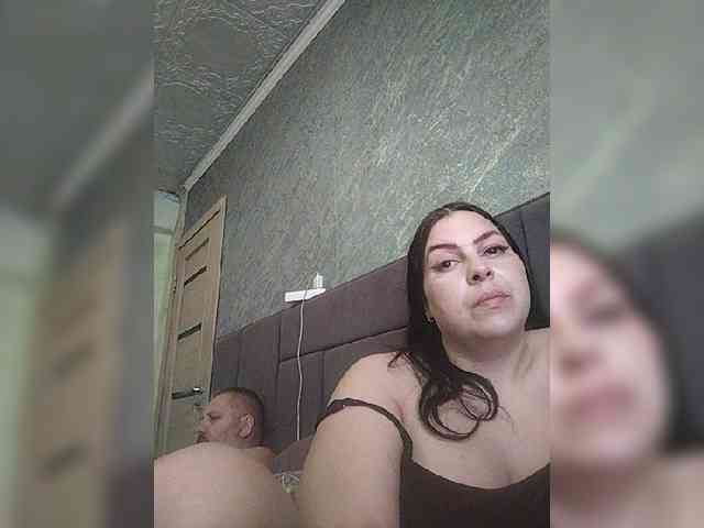 Cleopatra1990 webcam