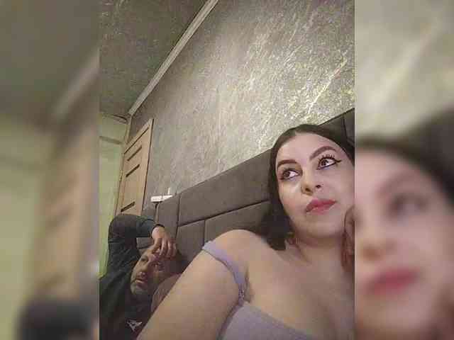 Cleopatra1990 webcam