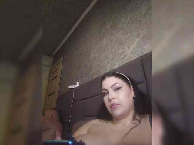 Cleopatra1990 webcam