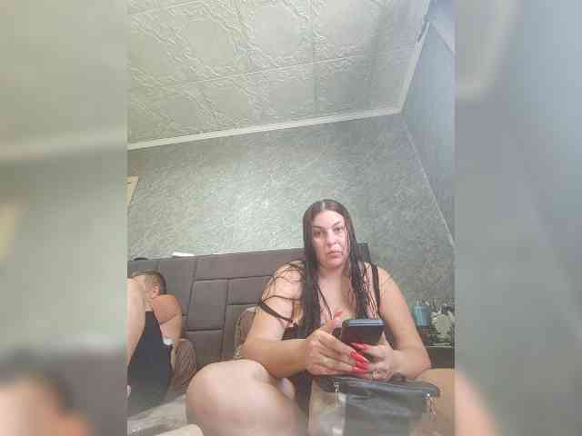 Cleopatra1990 webcam