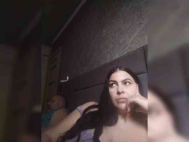 Cleopatra1990 webcam