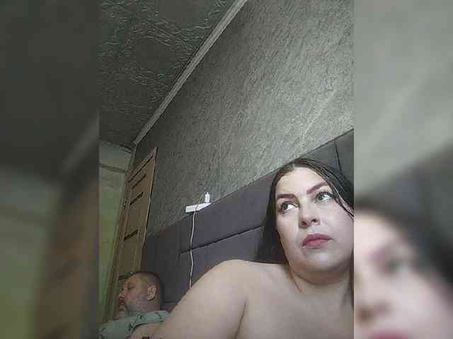 Cleopatra1990 webcam