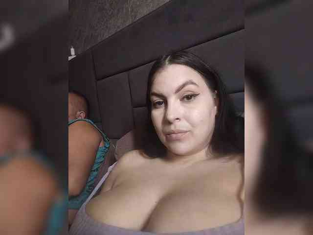 Cleopatra1990 webcam