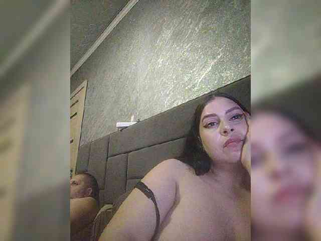 Cleopatra1990 webcam