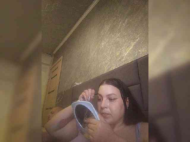 Cleopatra1990 webcam