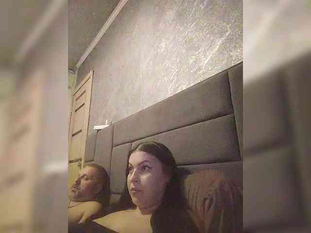 Cleopatra1990 webcam