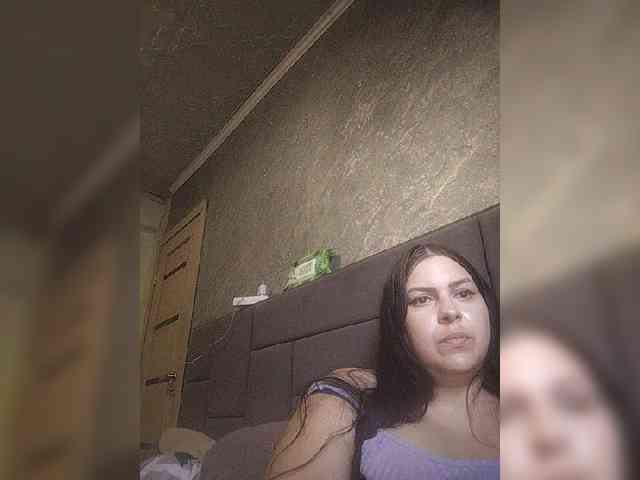 Cleopatra1990 webcam