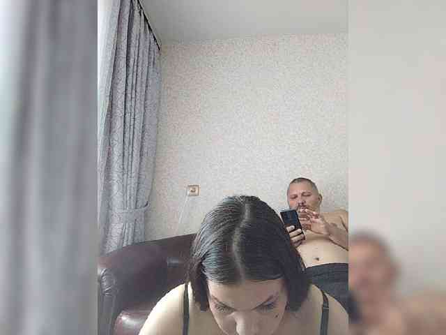 Cleopatra1990 webcam