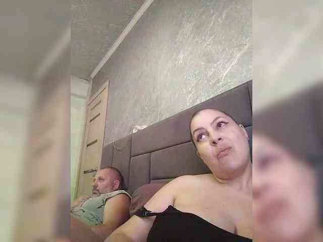 Cleopatra1990 webcam