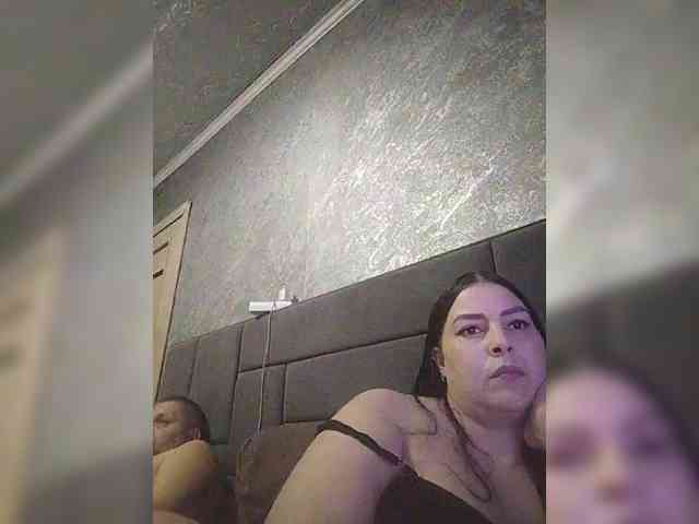 Cleopatra1990 webcam