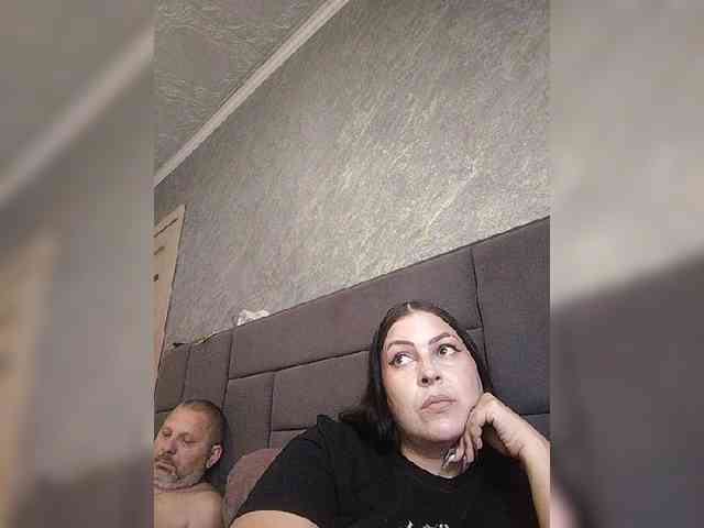 Cleopatra1990 webcam