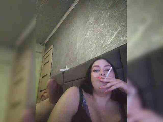 Cleopatra1990 webcam