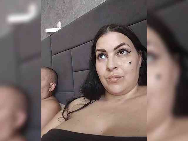 Cleopatra1990 webcam