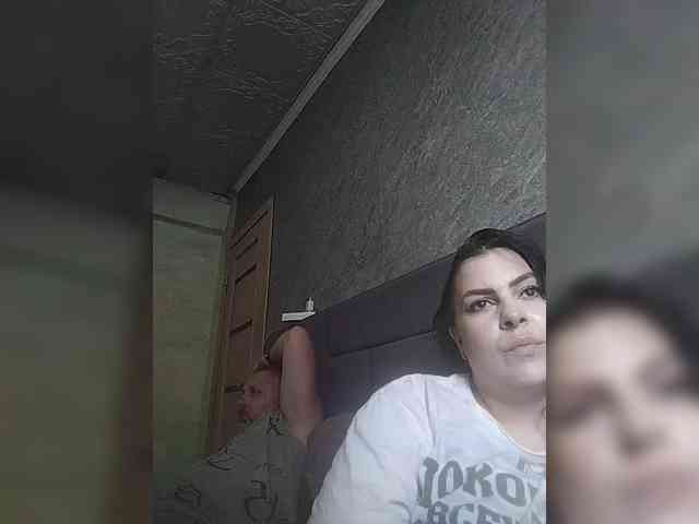 Cleopatra1990 webcam