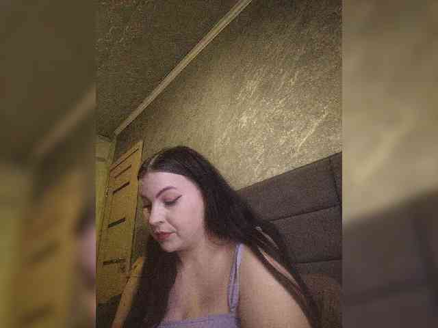 Cleopatra1990 webcam