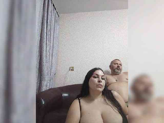 Cleopatra1990 webcam
