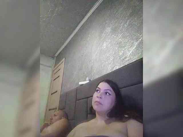 Cleopatra1990 webcam
