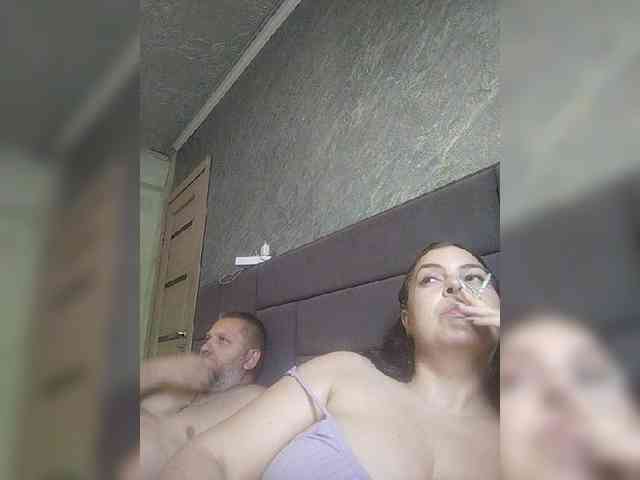 Cleopatra1990 webcam