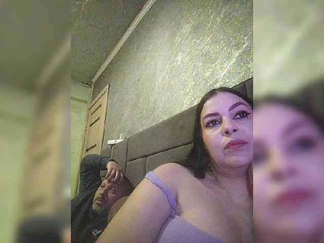 Cleopatra1990 webcam