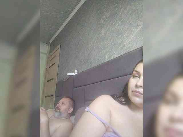 Cleopatra1990 webcam