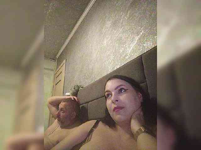 Cleopatra1990 webcam