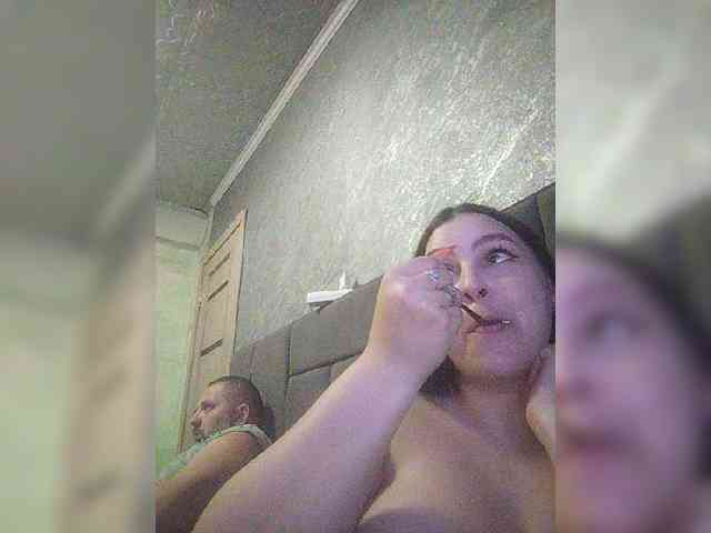 Cleopatra1990 webcam