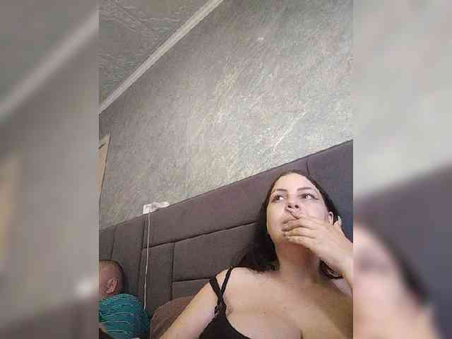 Cleopatra1990 webcam