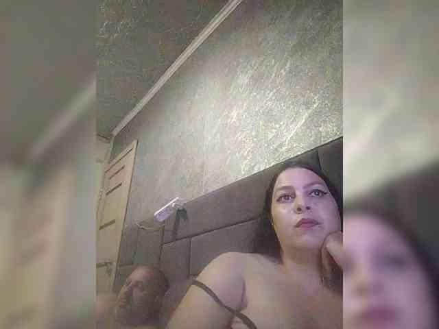 Cleopatra1990 webcam