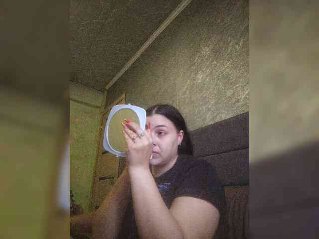 Cleopatra1990 webcam