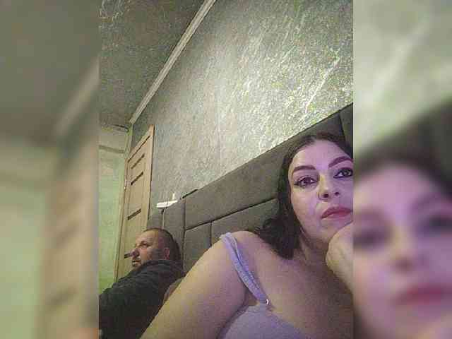 Cleopatra1990 webcam