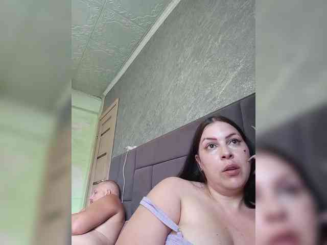 Cleopatra1990 webcam