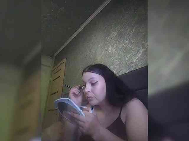Cleopatra1990 webcam