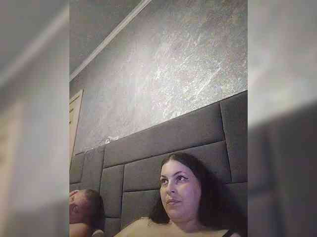 Cleopatra1990 webcam