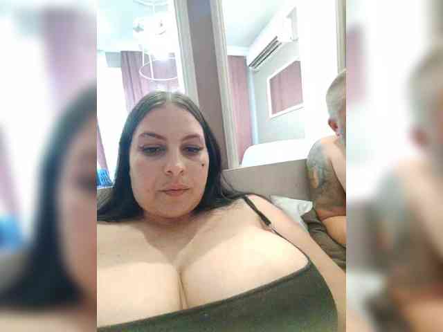 Cleopatra1990 webcam