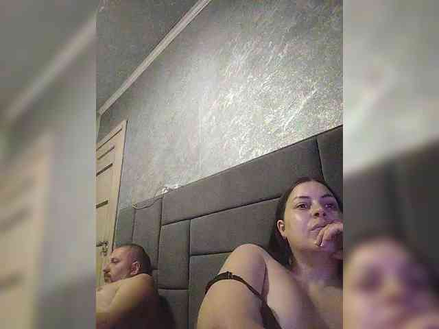 Cleopatra1990 webcam