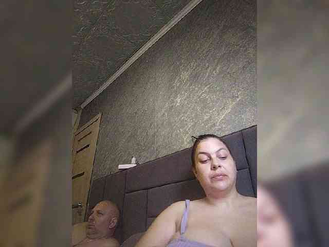 Cleopatra1990 webcam