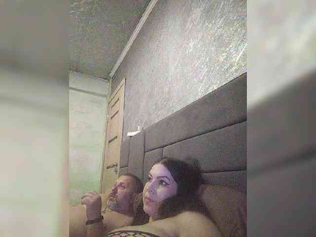 Cleopatra1990 webcam