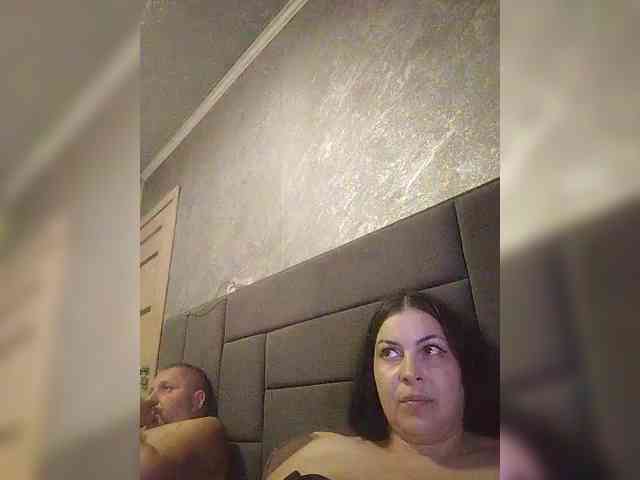 Cleopatra1990 webcam