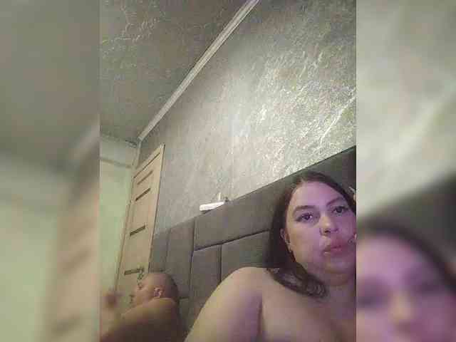Cleopatra1990 webcam