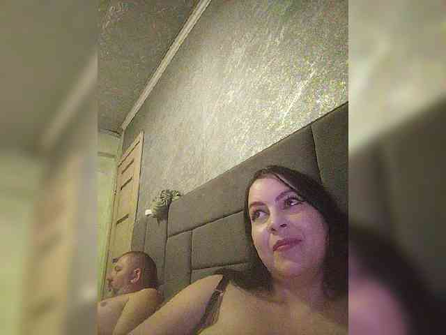 Cleopatra1990 webcam