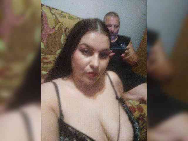 Cleopatra1990 webcam
