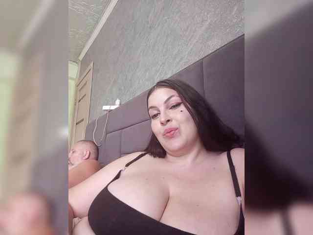 Cleopatra1990 webcam