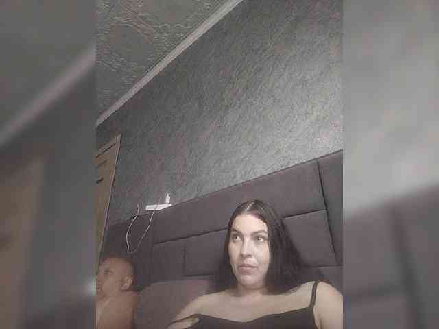 Cleopatra1990 webcam