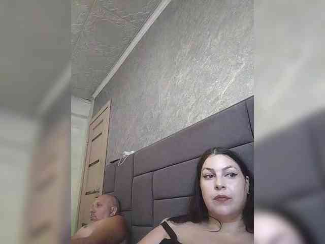 Cleopatra1990 webcam