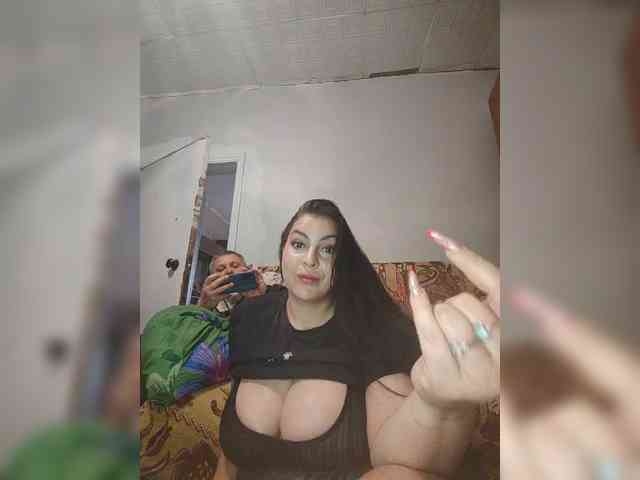 Cleopatra1990 webcam