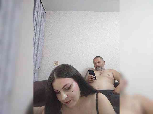 Cleopatra1990 webcam